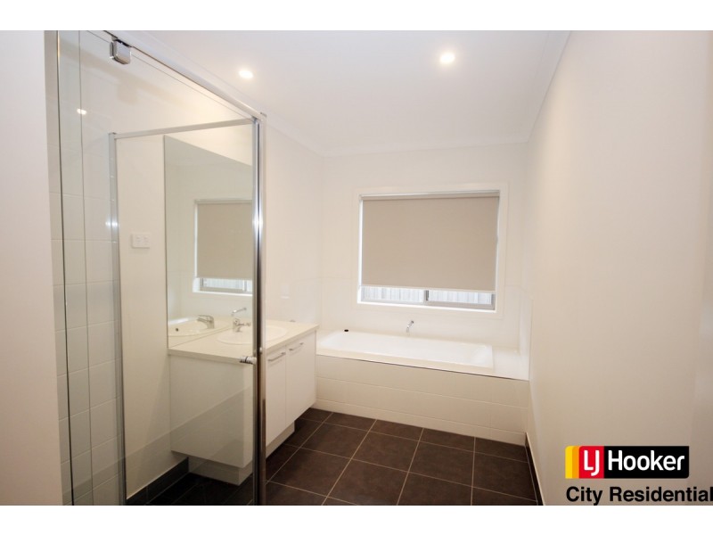 91 Festival Drive, Point Cook VIC 3030