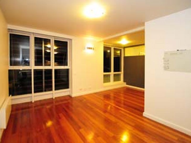 11/2 Goathlands Street, St Kilda East VIC 3183