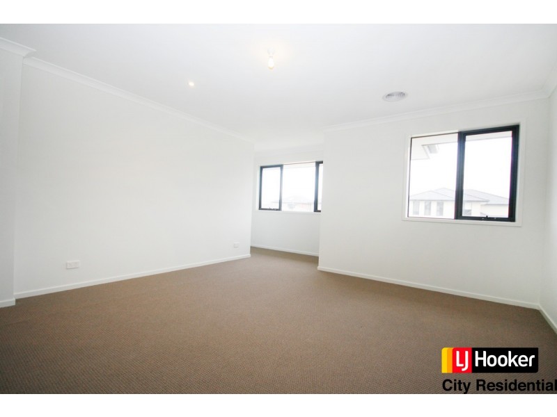 11 Yarkon Way, Point Cook VIC 3030