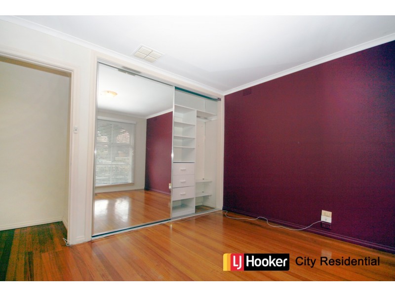 11 Thomas Street, Doncaster East VIC 3109