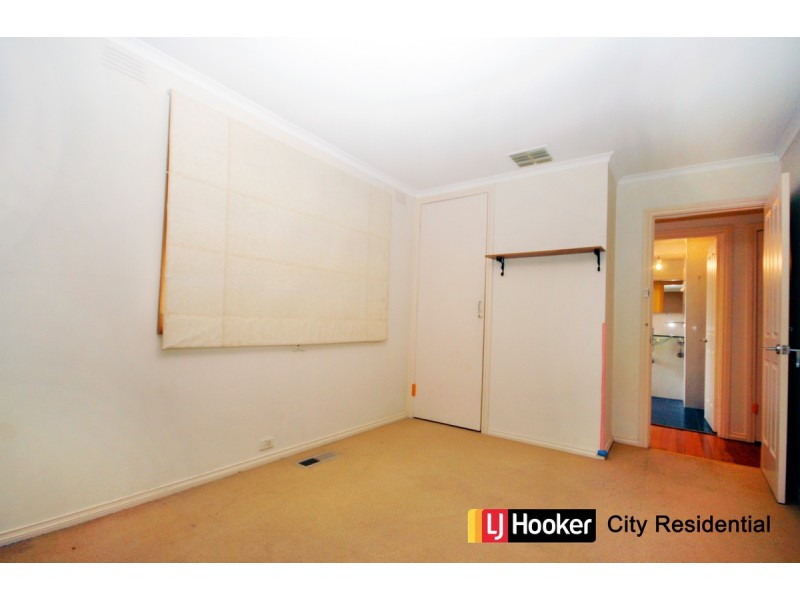 11 Thomas Street, Doncaster East VIC 3109