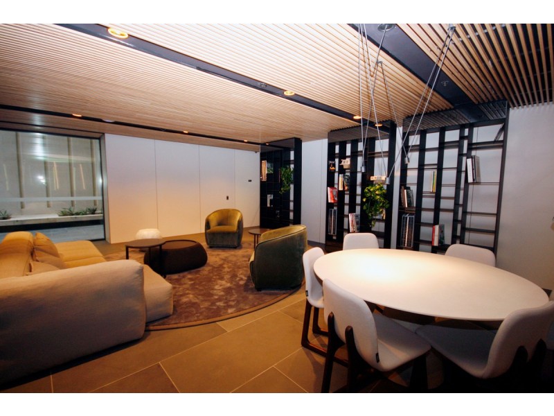 412/8 Pearl River Road, Docklands VIC 3008