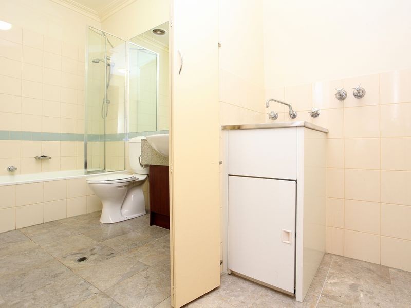 4/402 La Trobe Street, Melbourne VIC 3000