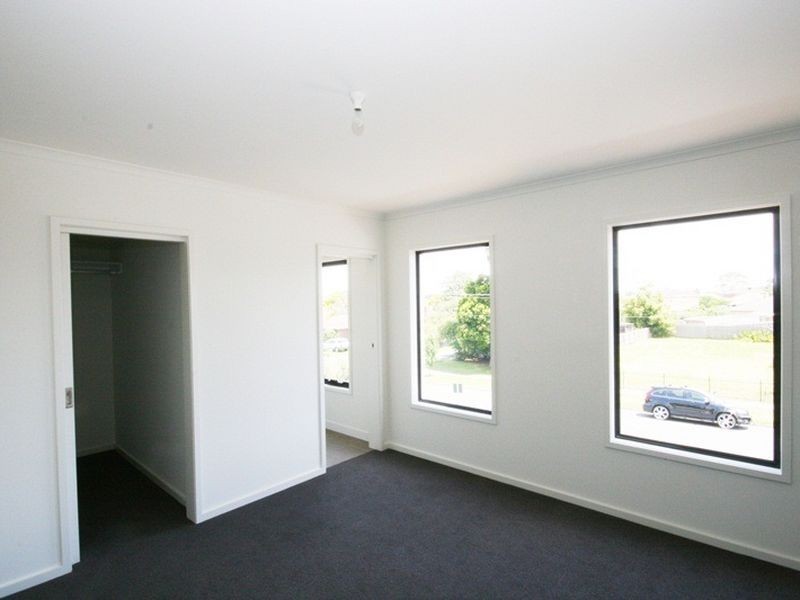 12/24-26 Burton Street, Clayton VIC 3168