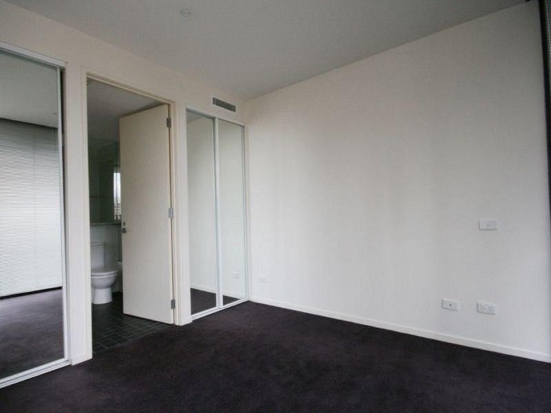 1303/225 Elizabeth Street, Melbourne VIC 3000