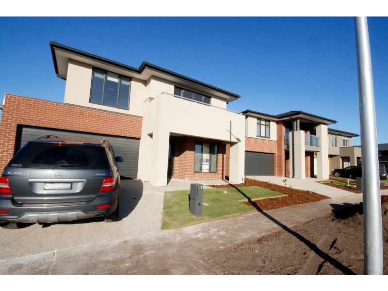 79 Baycrest Drive, Point Cook VIC 3030