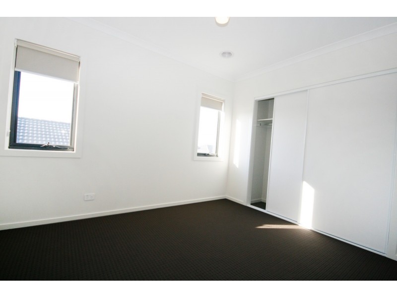 79 Baycrest Drive, Point Cook VIC 3030