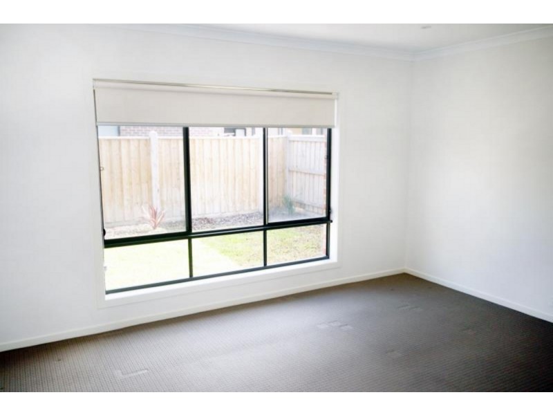 41 Bondi Parade, Point Cook VIC 3030