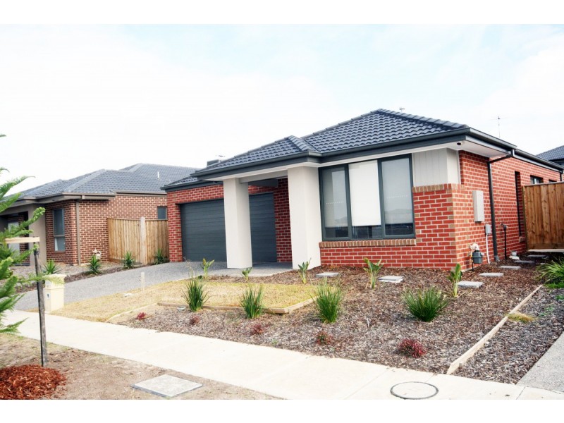 41 Bondi Parade, Point Cook VIC 3030