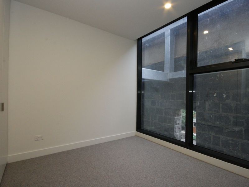 402/28 Bouverie St, Carlton VIC 3053