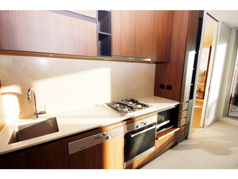 1304/229 Toorak Road, South Yarra VIC 3141