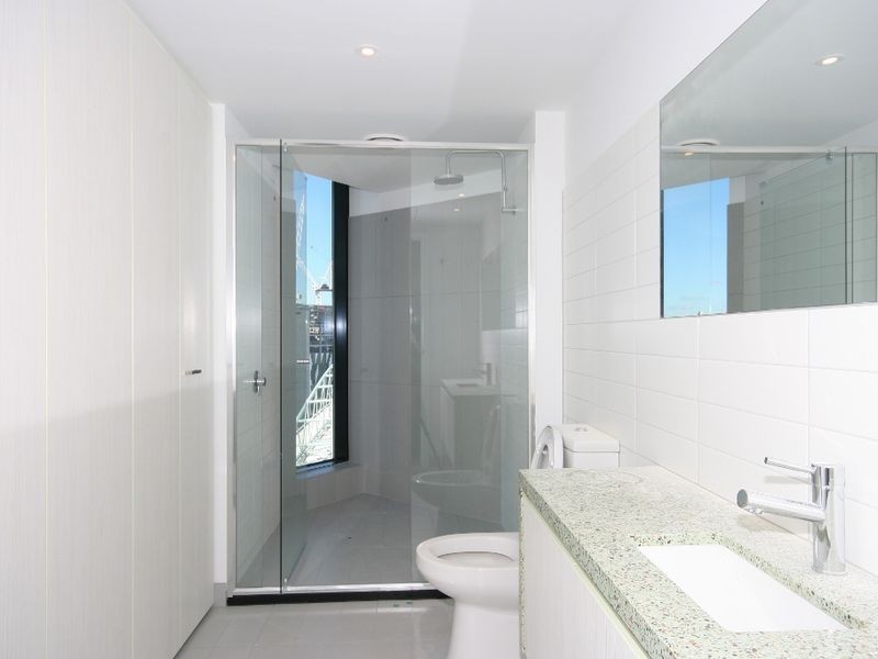 1812/675 La Trobe Street, Docklands VIC 3008