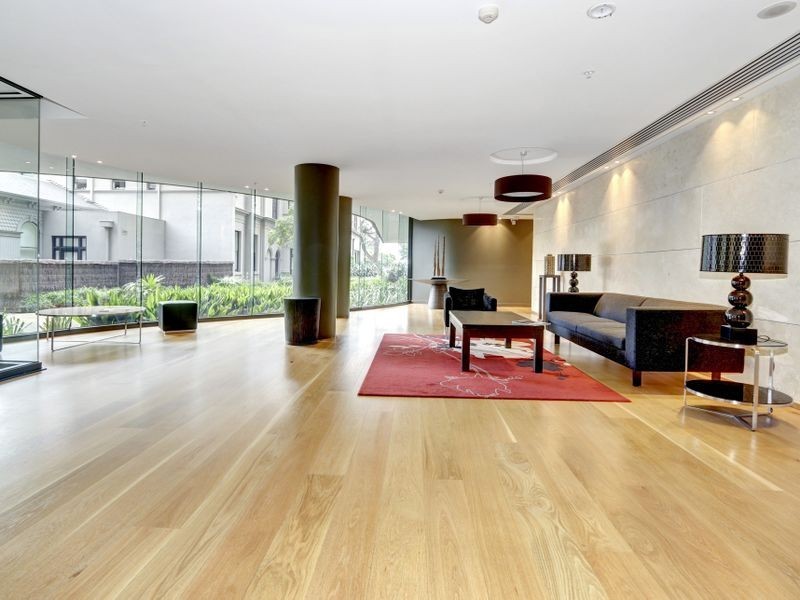 55 Queens Road, Melbourne VIC 3004