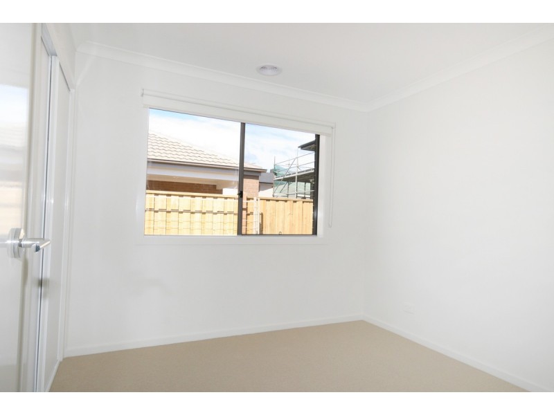 11 Lambro Way, Point Cook VIC 3030