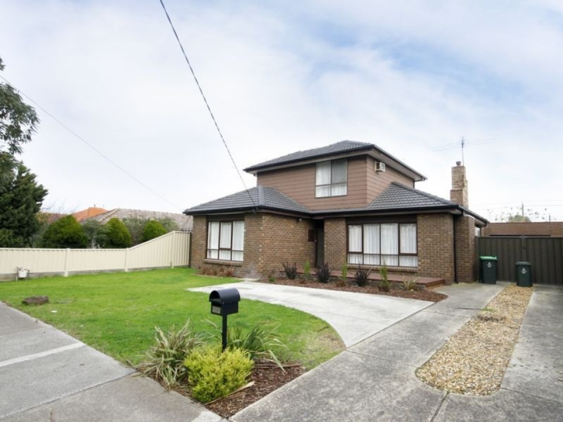 99 Seventh Avenue, Altona North VIC 3025