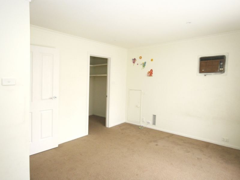 99 Seventh Avenue, Altona North VIC 3025