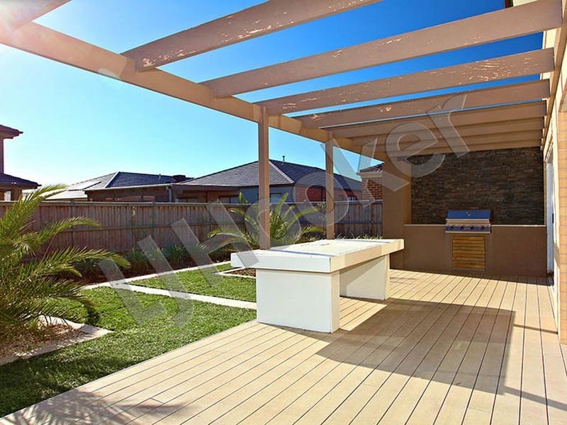 22 Brookwater Pde, Lyndhurst VIC 3975