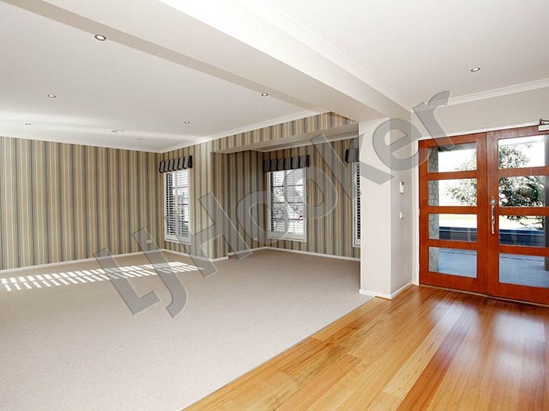 22 Brookwater Pde, Lyndhurst VIC 3975