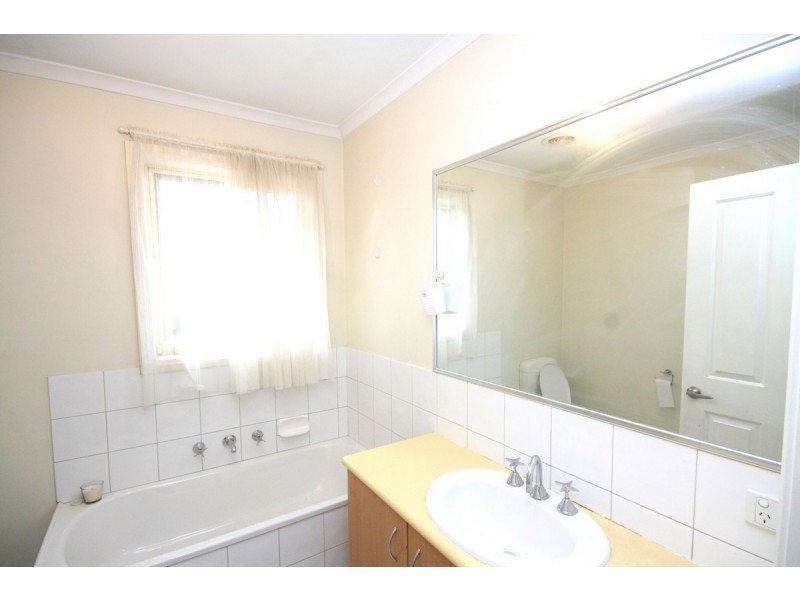 2/49 Northumberland, Pascoe Vale VIC 3044