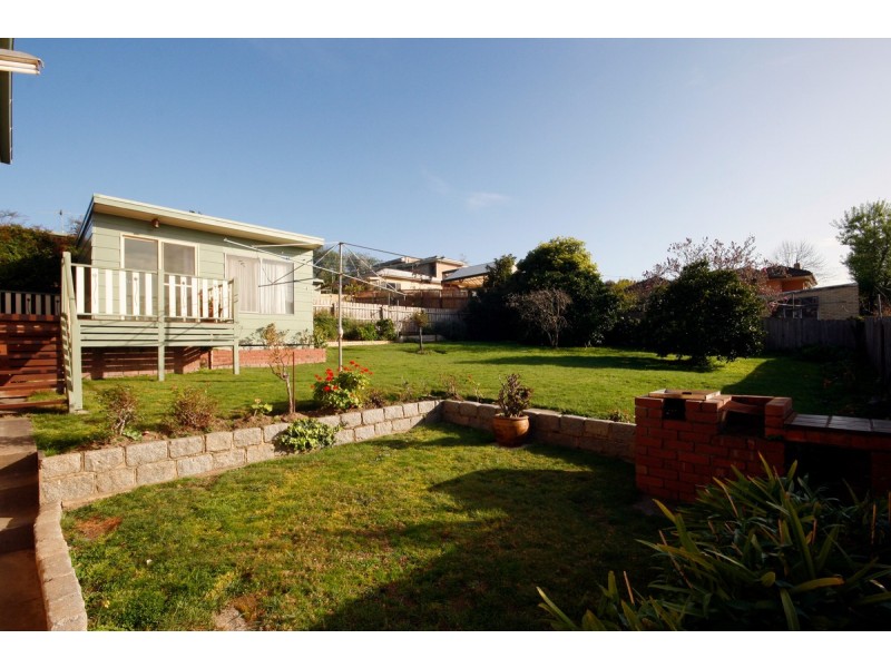 22 Baird Street South, Doncaster VIC 3108