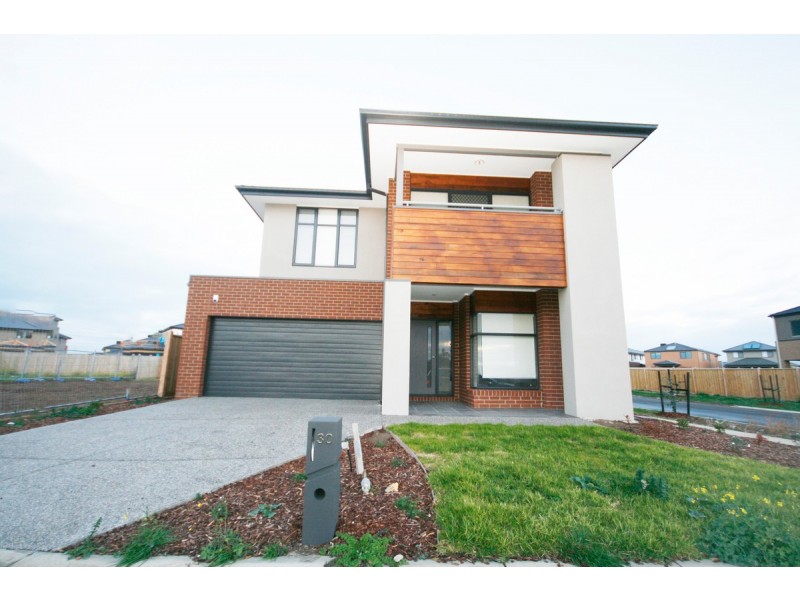 30 Bayvista Circuit, Point Cook VIC 3030