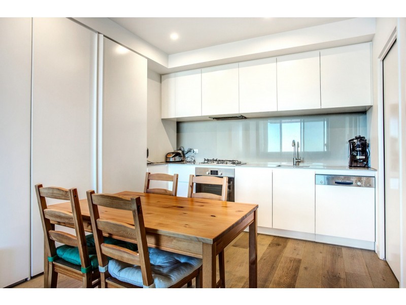 2701/89 Gladstone Street, South Melbourne VIC 3205