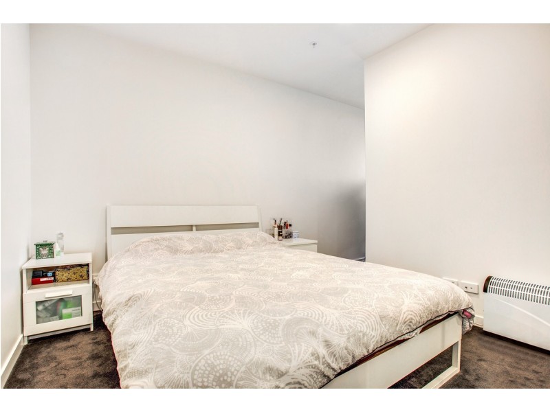 2701/89 Gladstone Street, South Melbourne VIC 3205