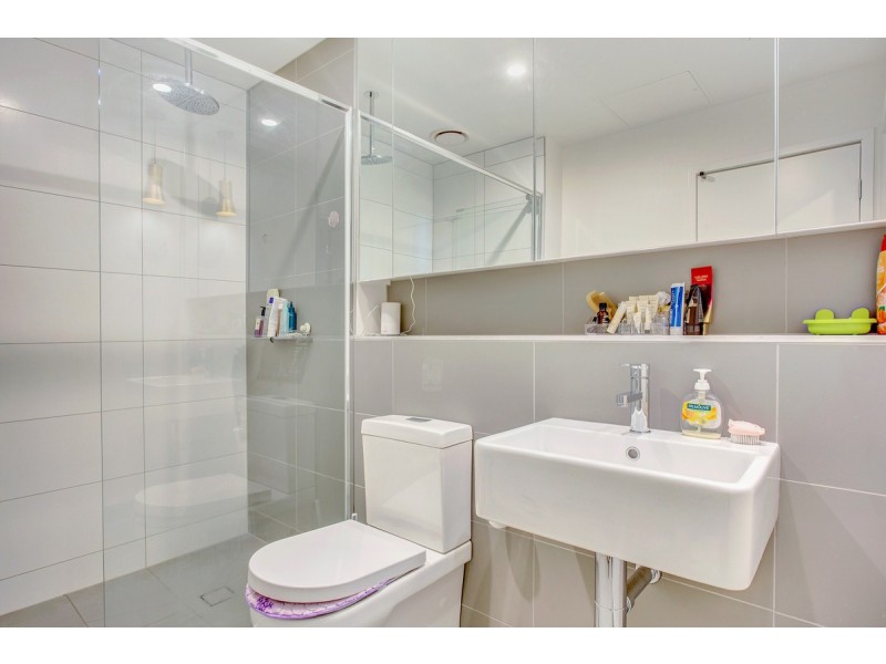 2701/89 Gladstone Street, South Melbourne VIC 3205