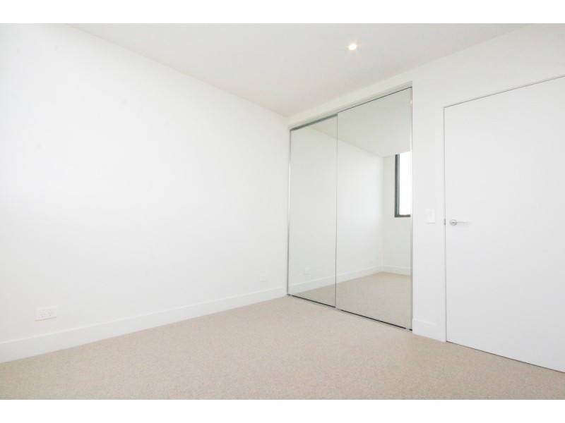 402/8 Station Street, Caulfield North VIC 3161