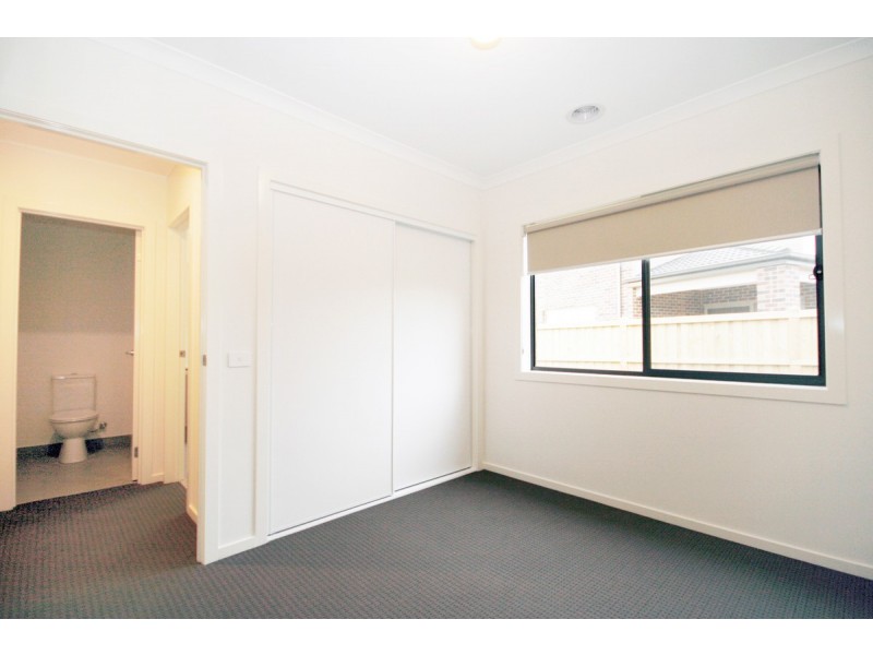 3 Souvenir Street, Truganina VIC 3029