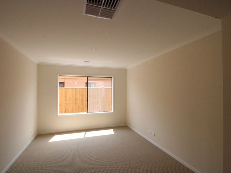 5 Corporate Drive, Point Cook VIC 3030