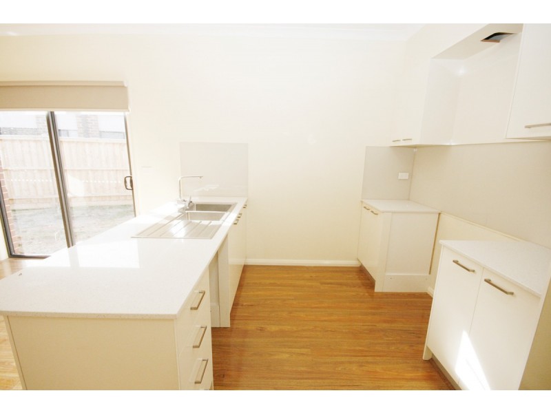 61 Bensonhurst Parade, Point Cook VIC 3030