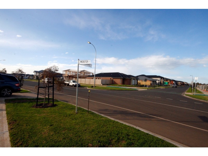 61 Bensonhurst Parade, Point Cook VIC 3030