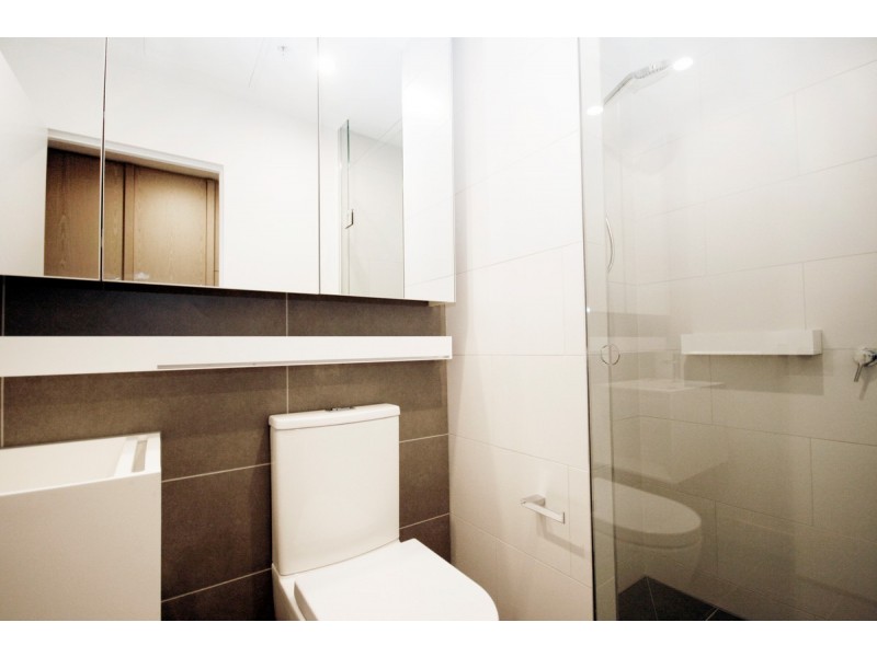 2610/6-22 Pearl River Road, Docklands VIC 3008