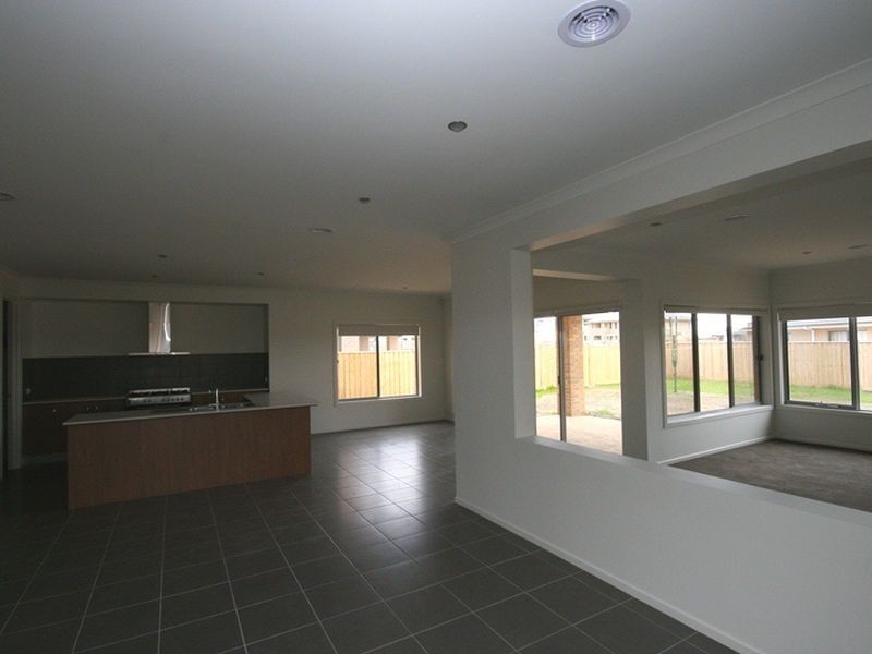 12 Solero Parade, Point Cook VIC 3030