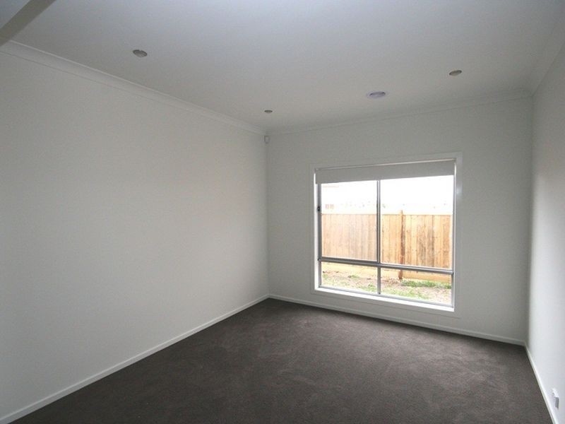 12 Solero Parade, Point Cook VIC 3030