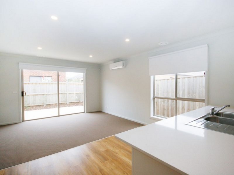 4 Living Crescent, Point Cook VIC 3030