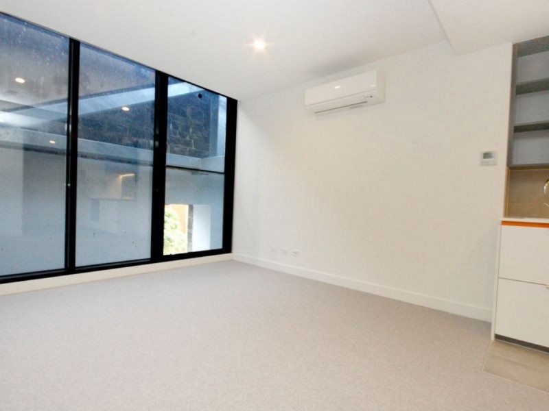 402/28 Bouverie Street, Carlton VIC 3053