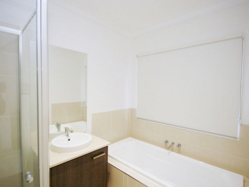 15 Chartwell Avenue, Truganina VIC 3029