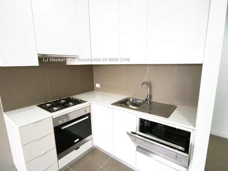 711/33 Batman Street, West Melbourne VIC 3003