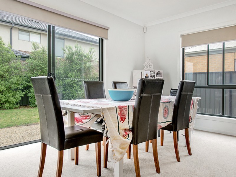 17 Malmaison Crescent, Truganina VIC 3029