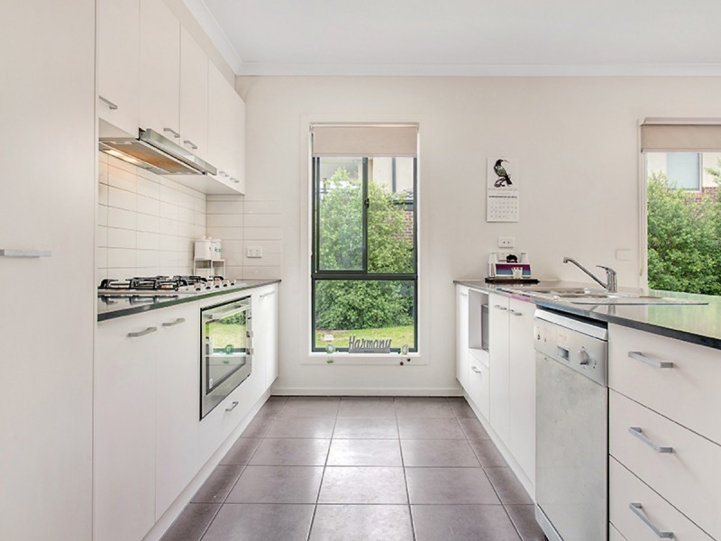 17 Malmaison Crescent, Truganina VIC 3029