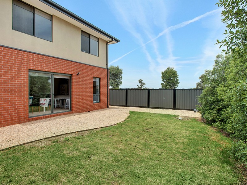 17 Malmaison Crescent, Truganina VIC 3029