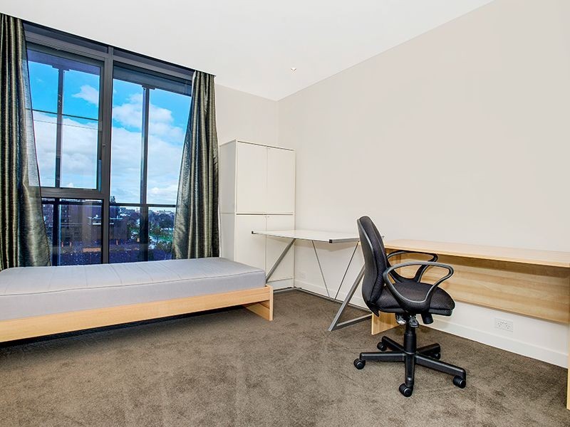 720/55 Queens Road, Melbourne VIC 3004