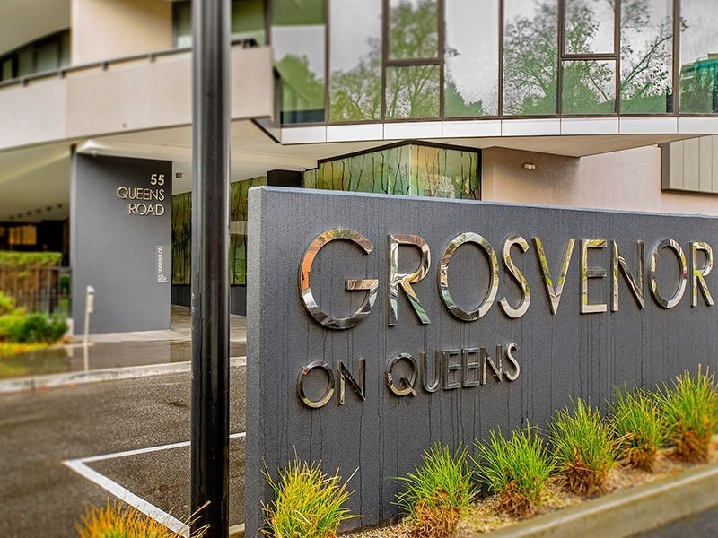 720/55 Queens Road, Melbourne VIC 3004