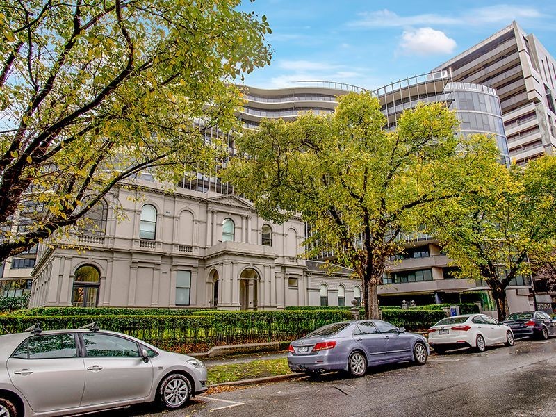 720/55 Queens Road, Melbourne VIC 3004