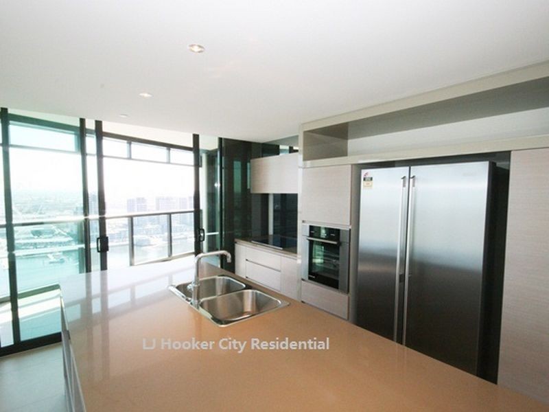 272/8 Waterside Place, Docklands VIC 3008