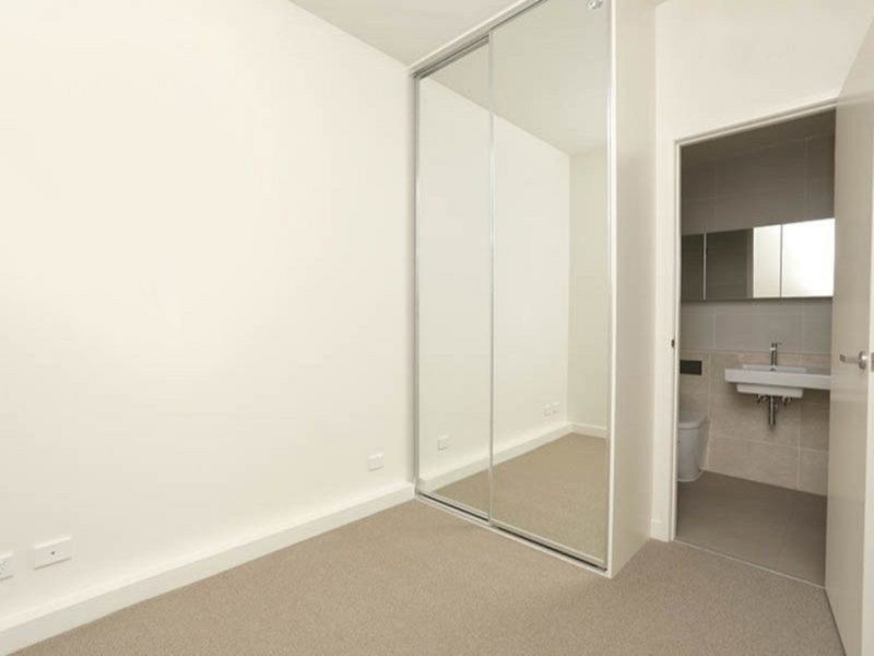 2304/199 William Street, Melbourne VIC 3000