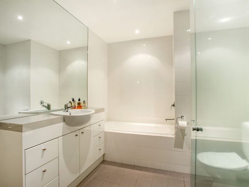 518/422 Collins Street, Melbourne VIC 3000