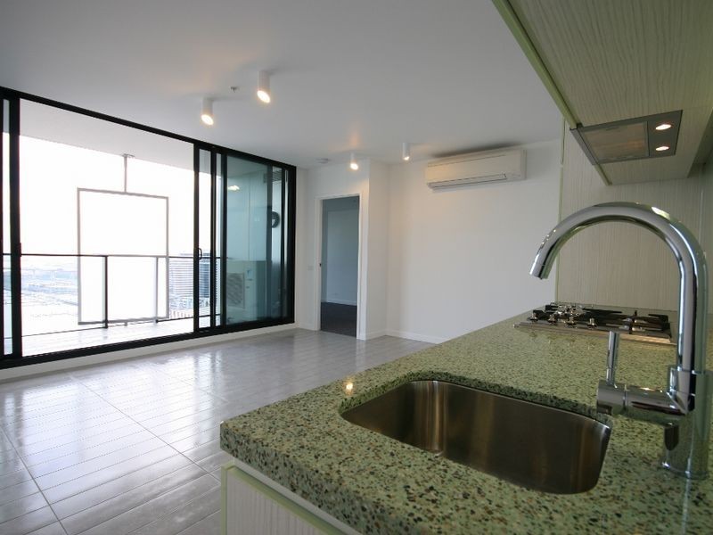 2113/675 La Trobe Street, Docklands VIC 3008